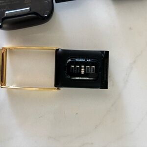 Whoop 4.0 Fitness Tracker with Gold Clip